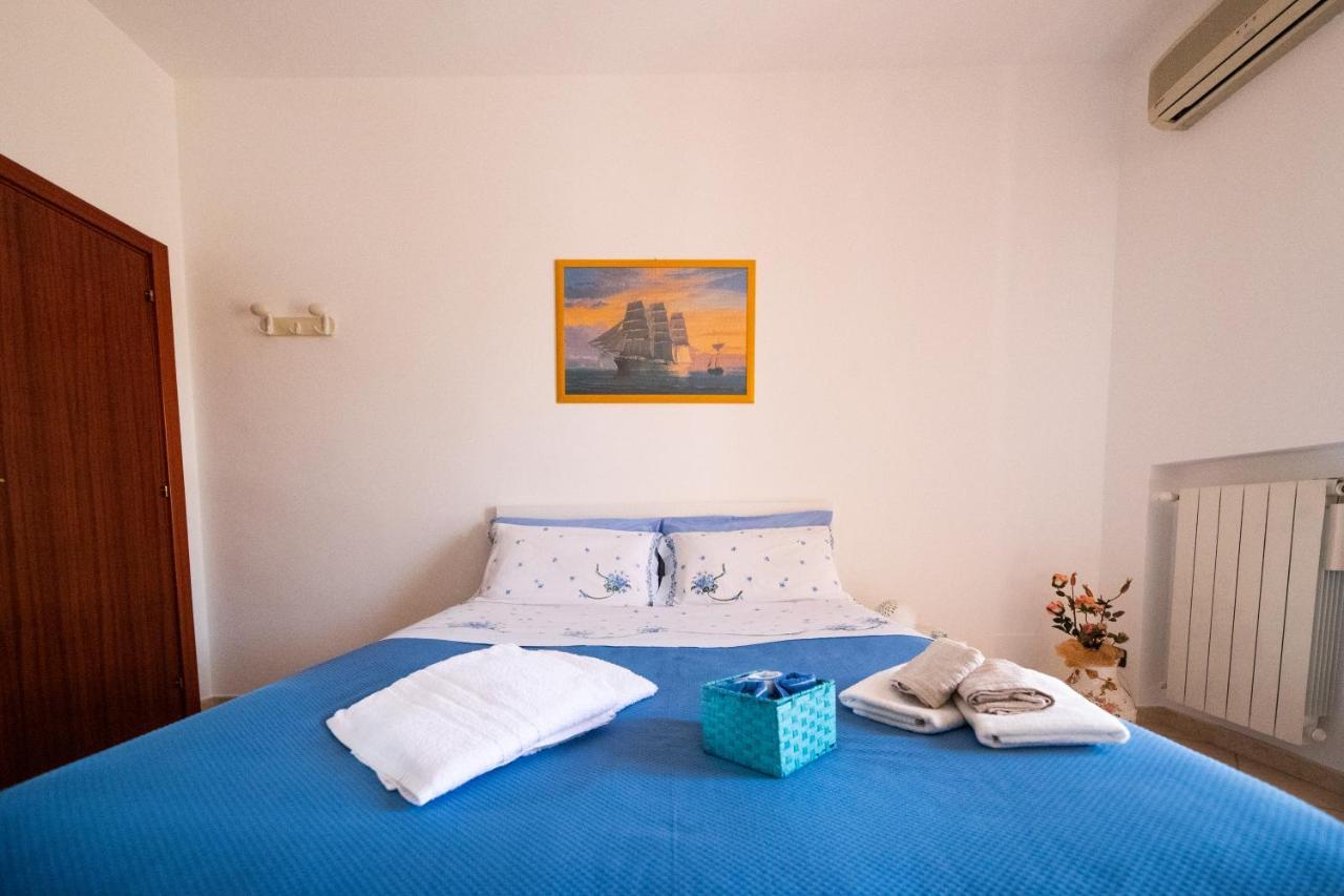 Anfol Hotel Bari Buitenkant foto