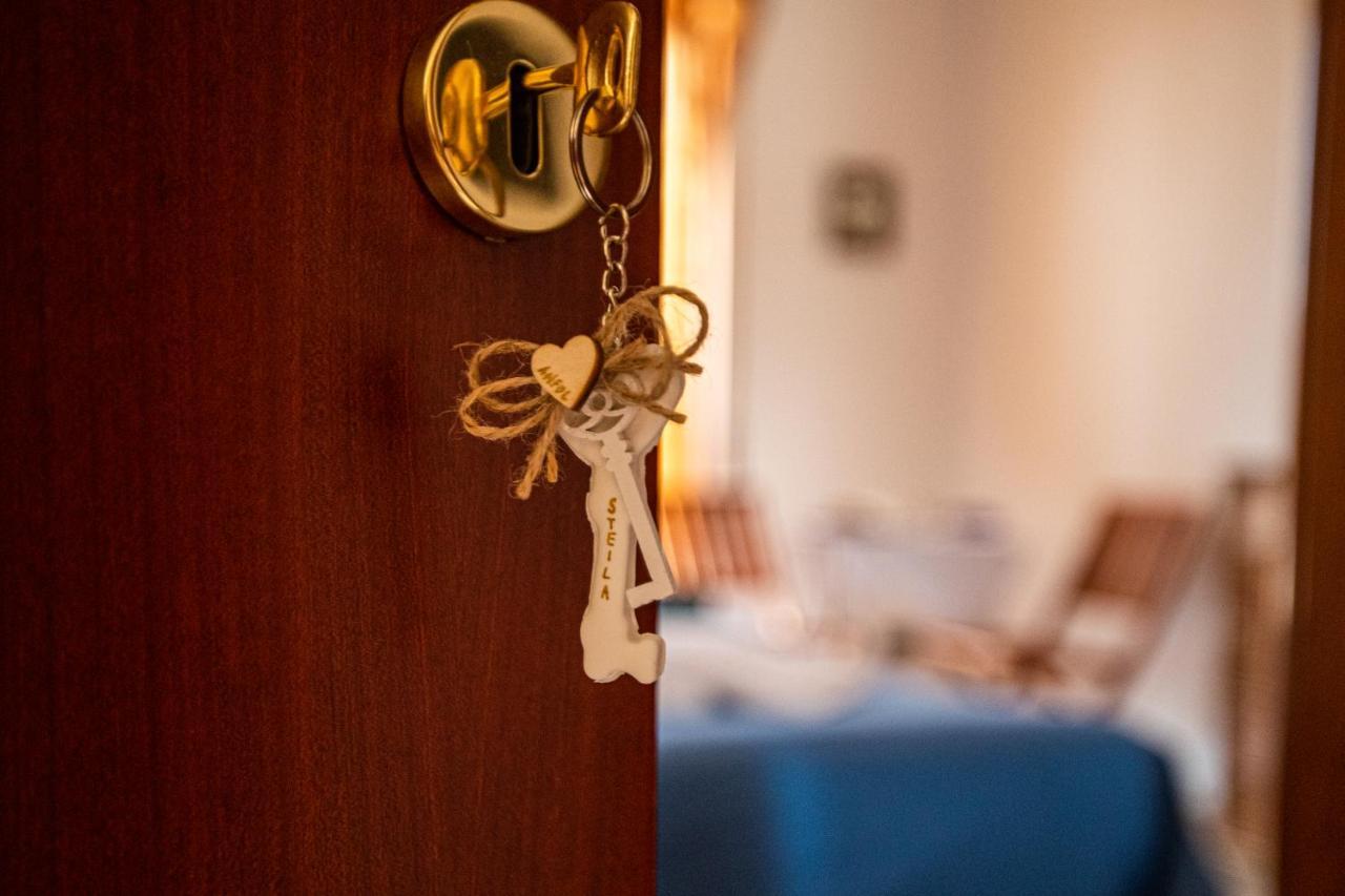 Anfol Hotel Bari Buitenkant foto