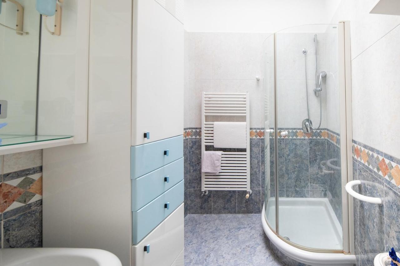Anfol Hotel Bari Buitenkant foto