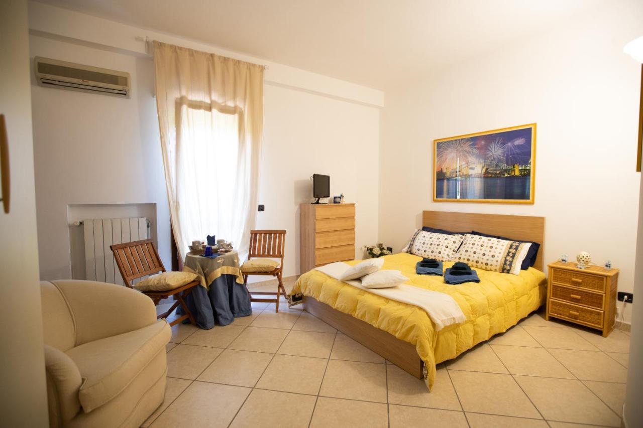Anfol Hotel Bari Buitenkant foto